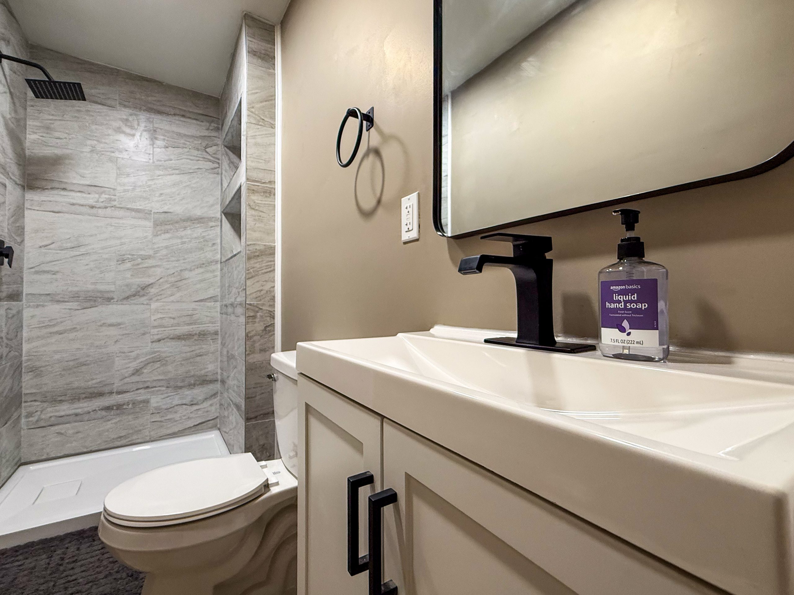 LIN – 140 Line Street LBB - Bath 1-20.jpg