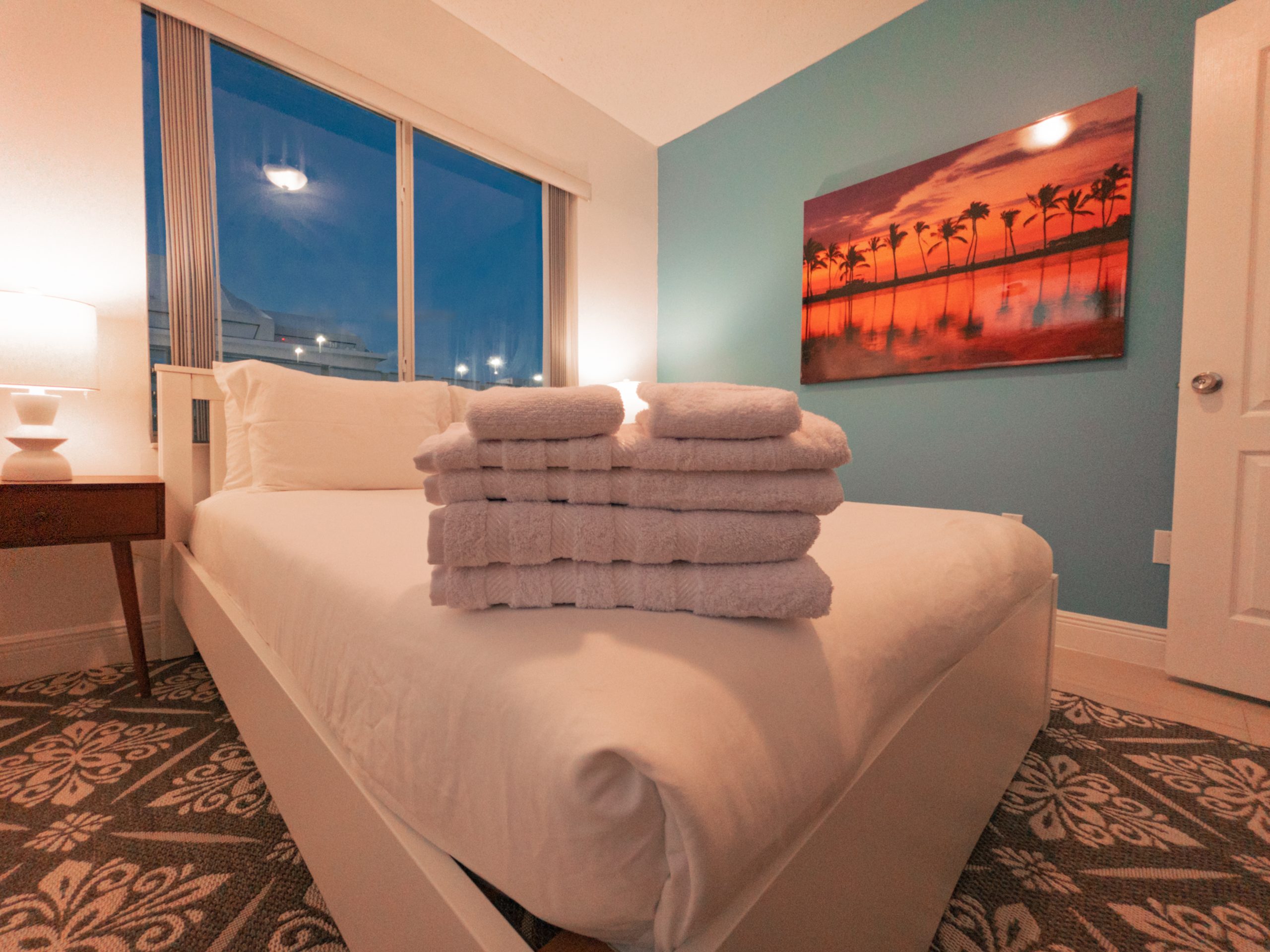 MPS - Apt 3, 1459 NW 2nd St (Furnished 2BR, 2 Queens) 2-bedroom-apartment-RENTAL-little-havana-brickell-wynwood-south beach-mia airport-airbnb-vacationrental-vrbo-booking-access-roku-22.jpg