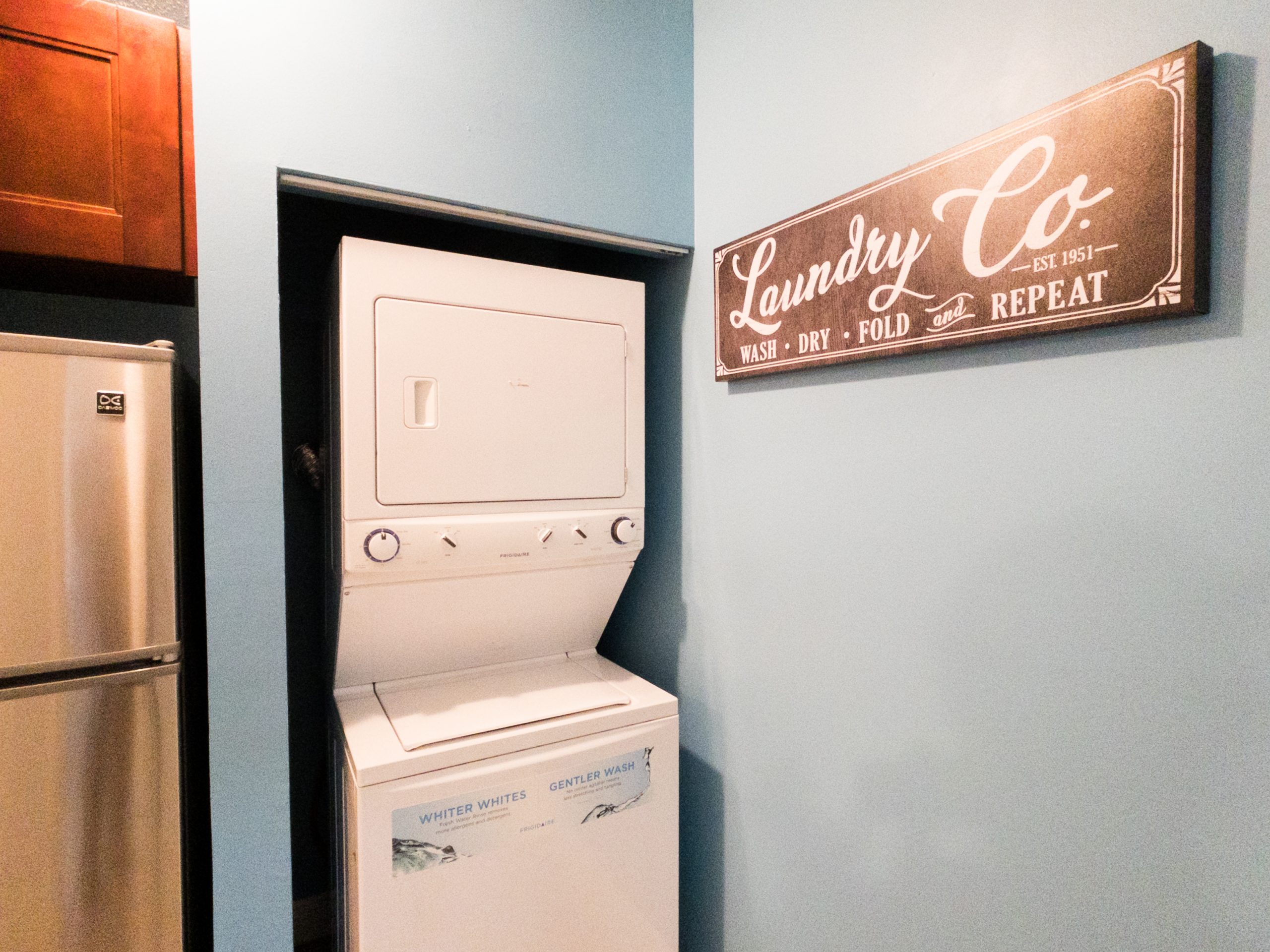 MPS - Apt 3, 1459 NW 2nd St (Furnished 2BR, 2 Queens) 2-bedroom-apartment-RENTAL-little-havana-brickell-wynwood-south beach-mia airport-airbnb-vacationrental-vrbo-booking-access-roku-25.jpg